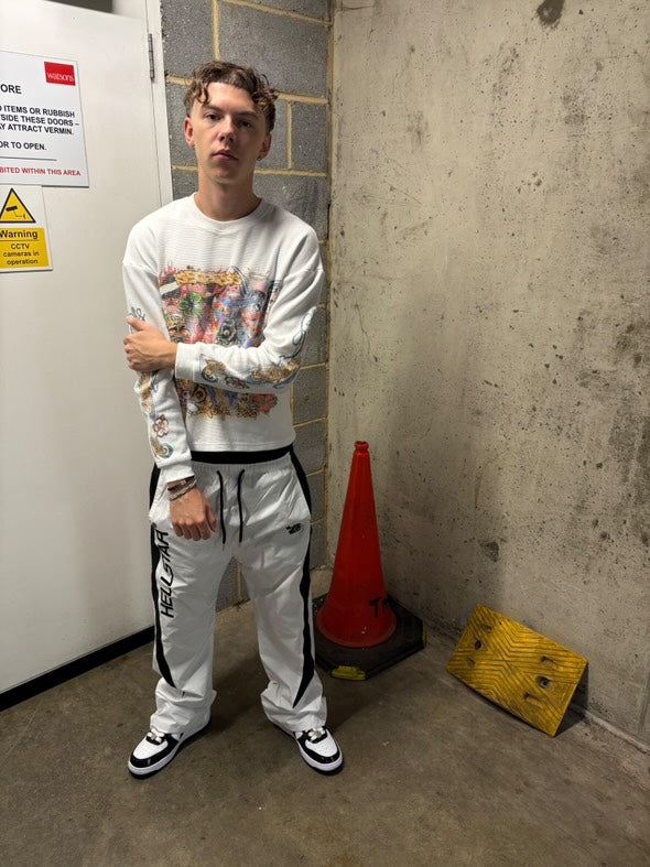 selfless graffiti long sleeve "white"